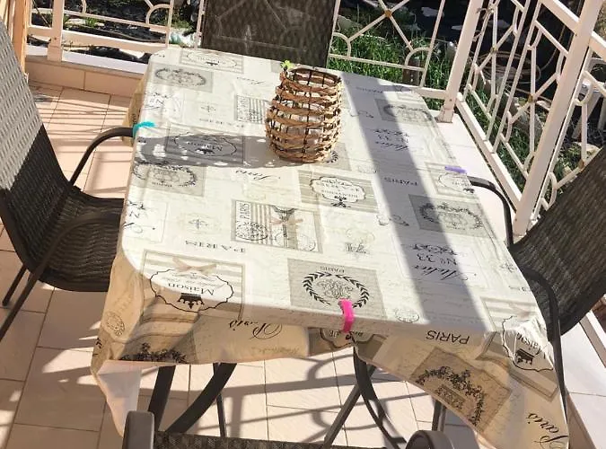 Casa Ideale 3 *
